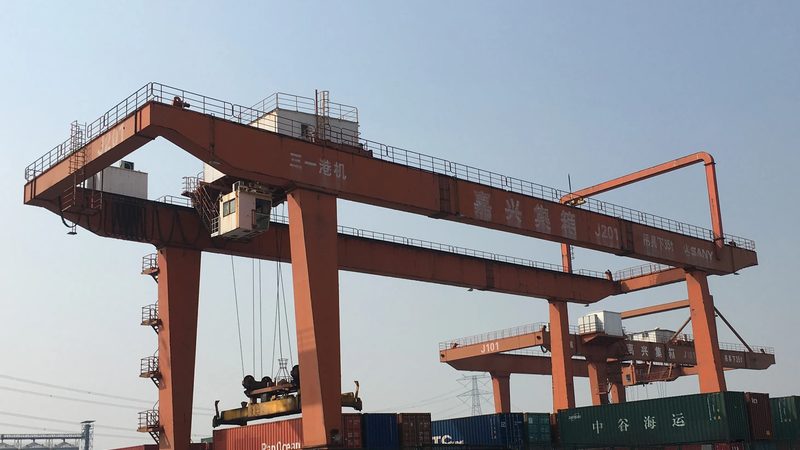 起重机变频改造：规格参数解析与选型要点